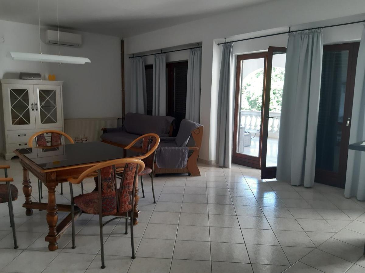 Apartment Nevija e Natale Opric Buitenkant foto